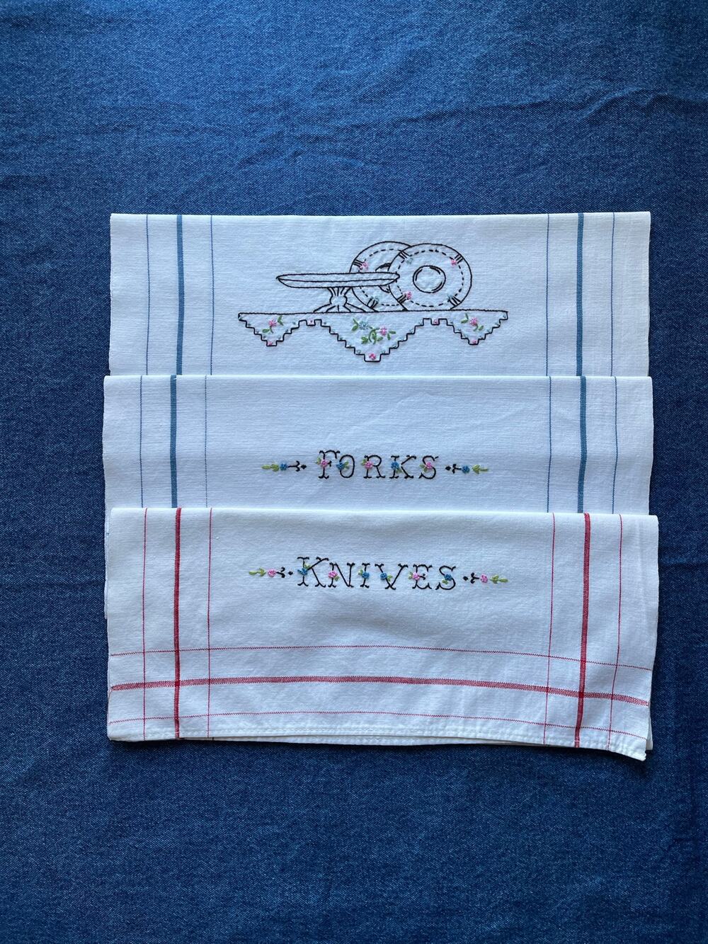 Set of 3 Knives, Forks and Dishes Embroidered Dish Towel